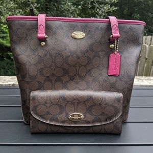 Coach purse and wallet set